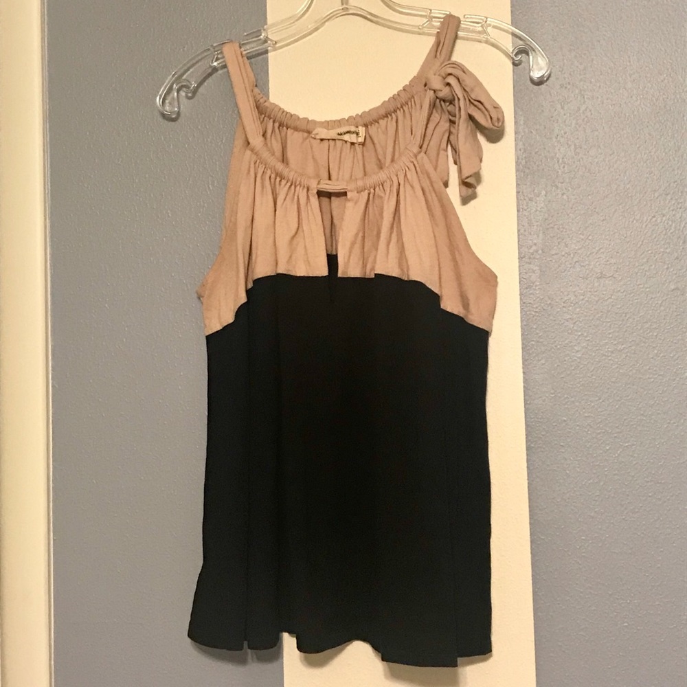 Flowy Anthropologie summer top